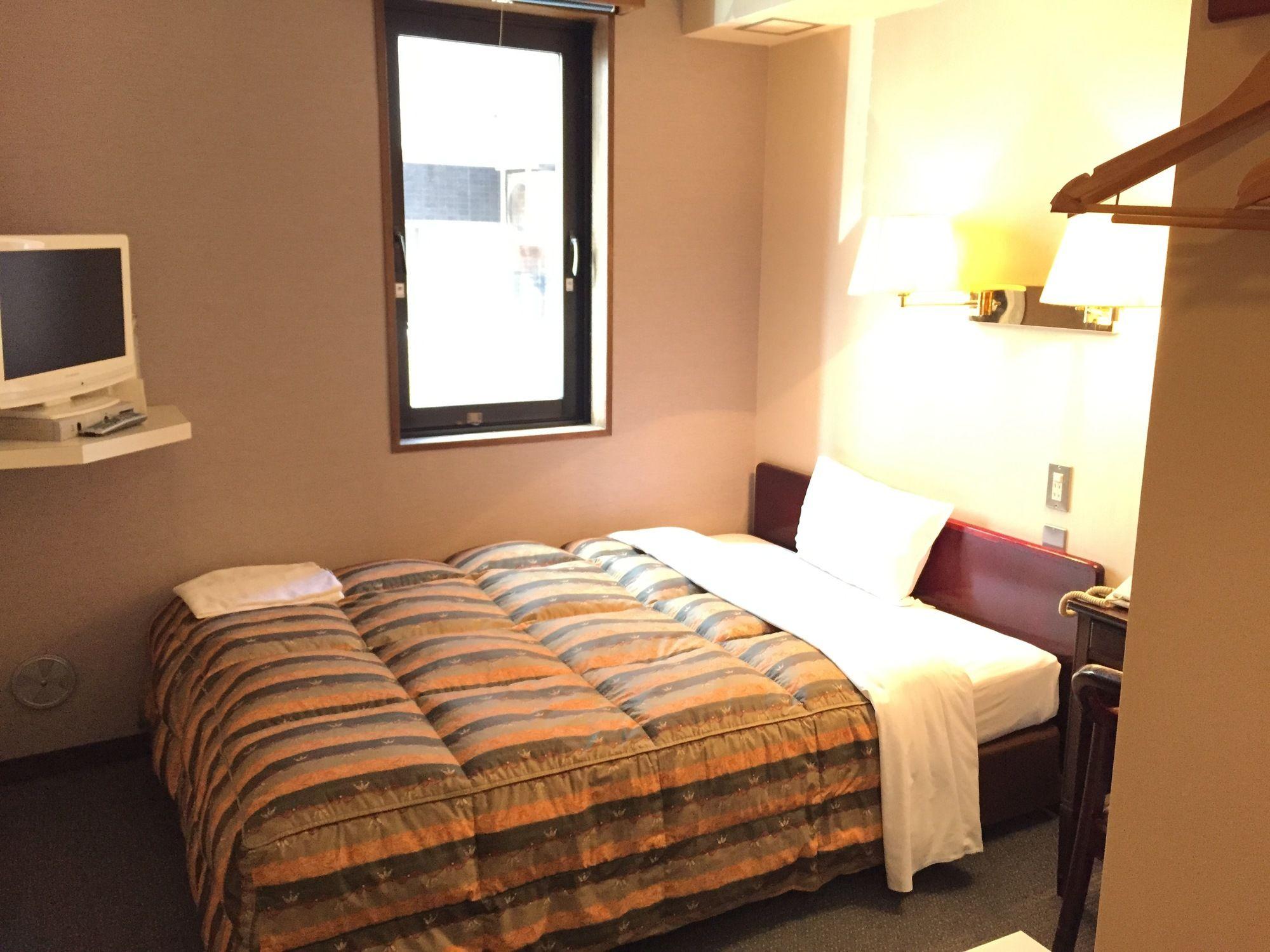Tokyo Banyan Hotel Экстерьер фото
